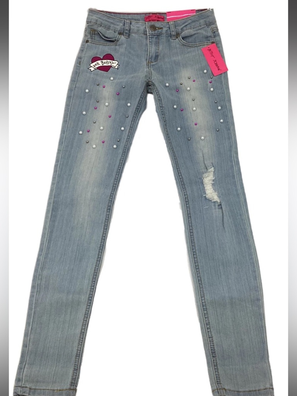 NWT! Betsey Johnson Light Blue pearl studded Skinny Jeans and embroidered kiss